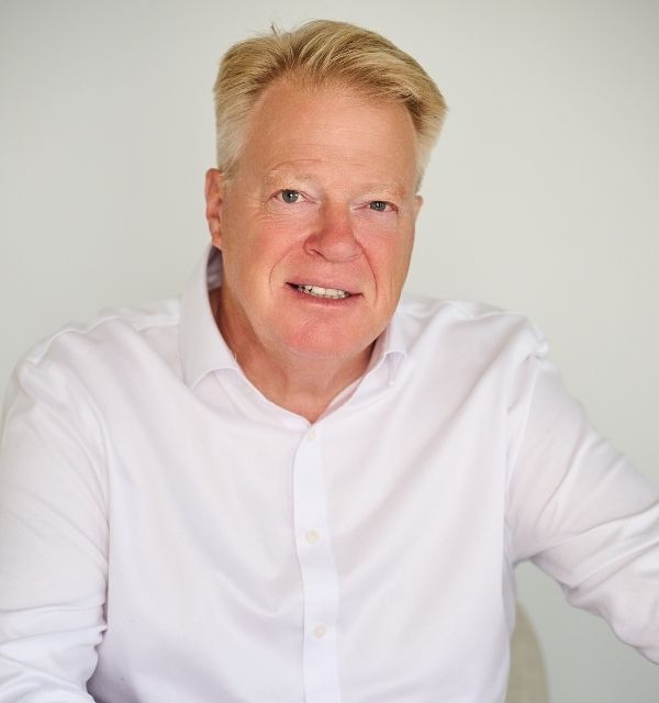 Stuart Perfitt
